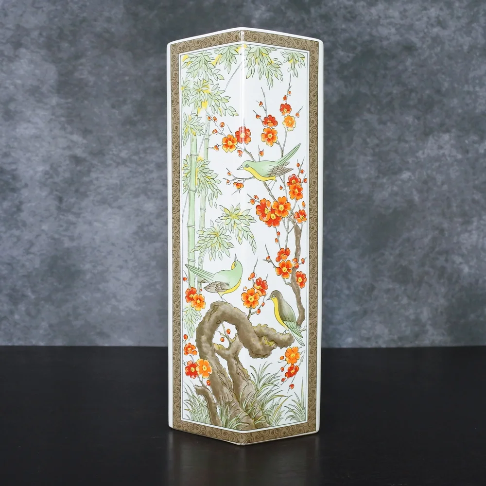 Vintage 1970s Japanese Large Bird Floral Porcelain Vase Pair - Picture 2 of 13